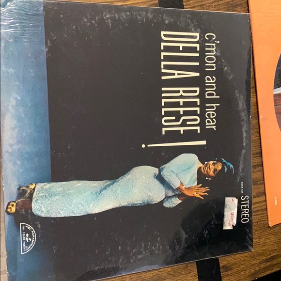 Never open record - Picture 1 of 2